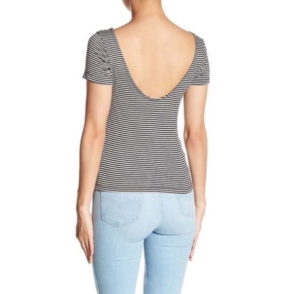 Ten Sixty Sherman Striped V-Neck Tee - Picture 2 of 6